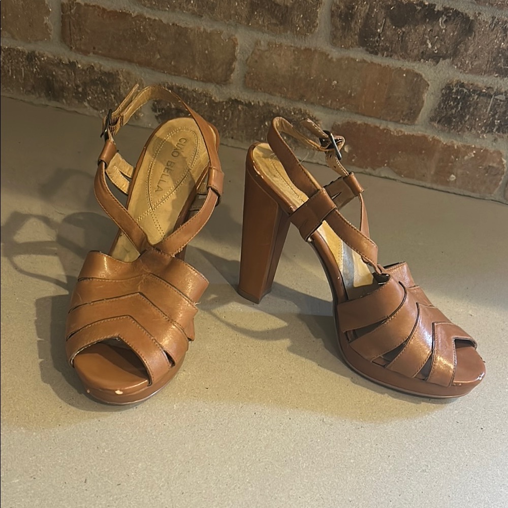 Ciao Bella Sophisticated Tan High Heels with Strappy Design Sz 7 - Picture 7 of 14